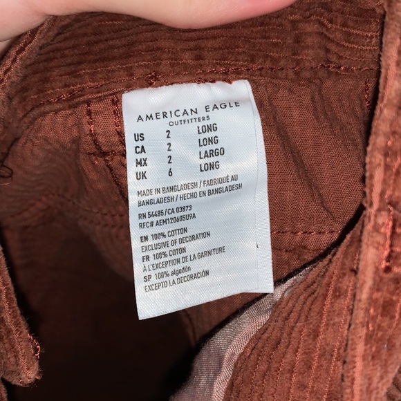 ⭐️American Eagle Maroon Corduroy Skirt, Never worn!! - Picture 4 of 4